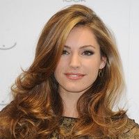 Kelly Brook opens the New Look boutique Photos | Picture 75482
